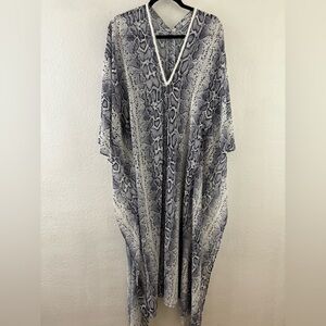 Heidi Klein Kaftan Free, flowing and beautiful, blue and white python print XS